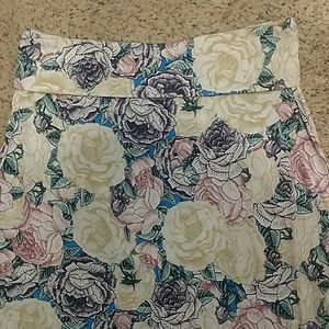 LuLaRoe Skirts - LuLaRoe XL Floral Maxi Skirt LuLaRoe Skirts - LuLaRoe XL Floral Maxi Skirt